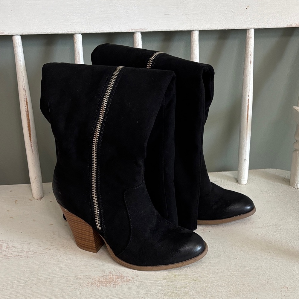 JustFab Black Heeled Boots with Zipper